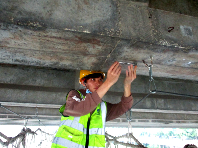東岸大橋荷載試驗(yàn)
