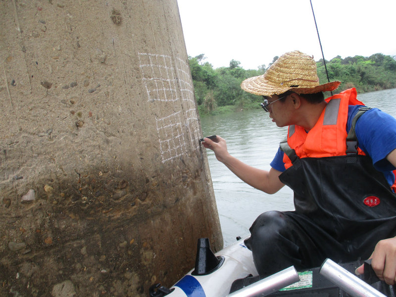 英德黃巖段橋檢測(cè)