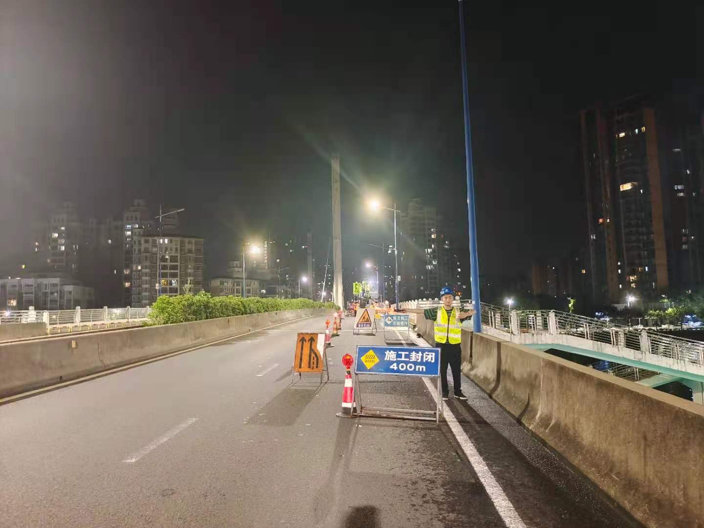 西麗橋監(jiān)測系統(tǒng)安裝