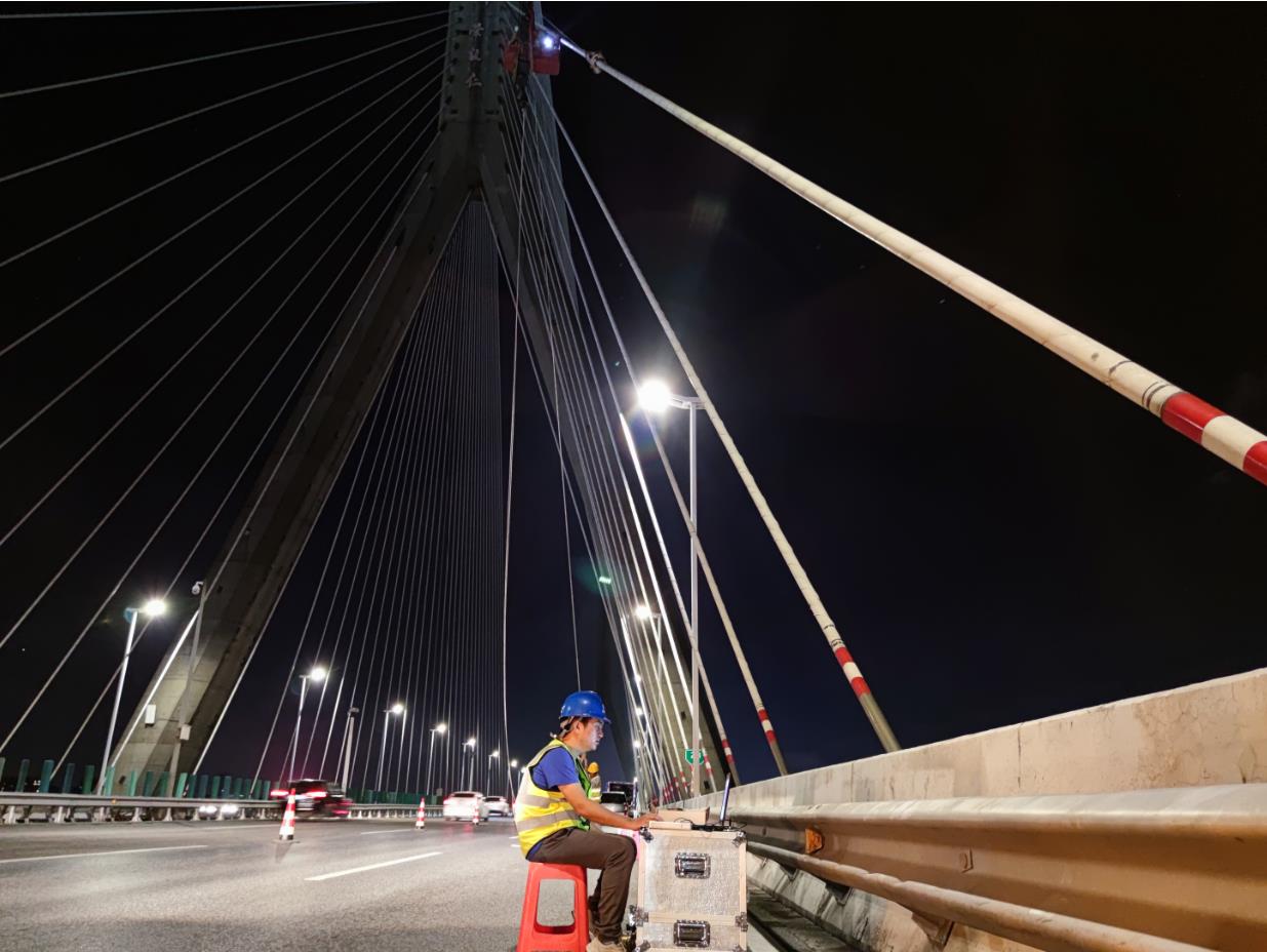 番禺大橋斜拉索檢測